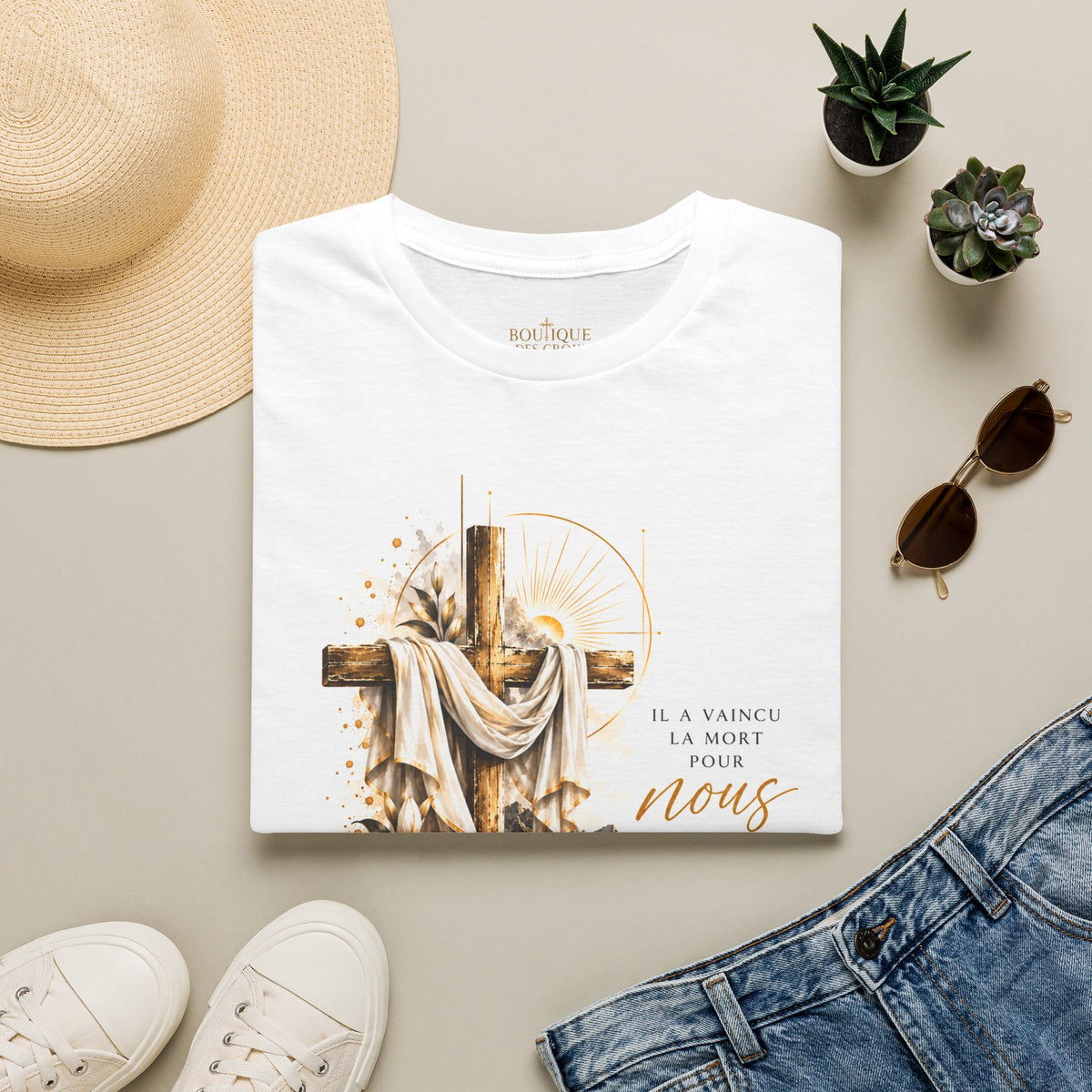 T-shirt unisexe « Il a vaincu la mort pour nous »