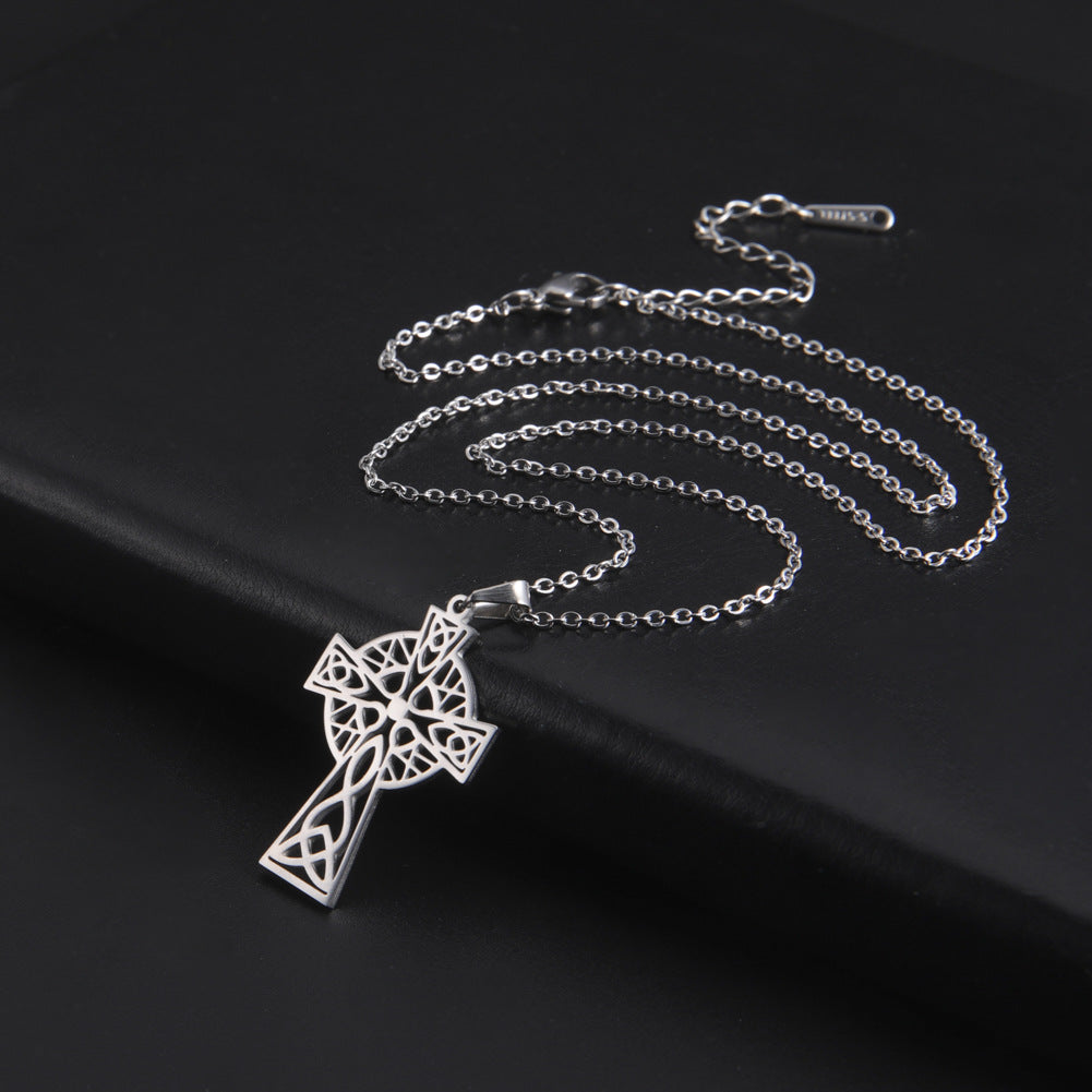 Pendentif croix celtique homme